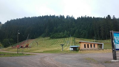 Mauselaine. Links die Erdarbeiten.