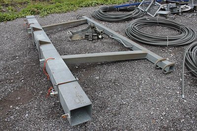 Stütze Nr. 1 war als einzige Rundrohrstütze von 1995, vielleicht wird die auch noch irgendwo wiederverwendet