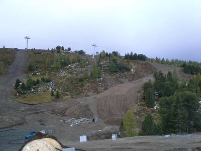 Abfahrt Schwarz und Rot