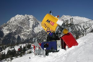 2004 wurde vieder viel in Beschneiung investiert, neben ca. 30 Lanzen wurden auch 2 TA M18 gekauft.