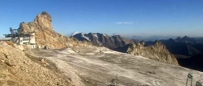 .. und, immer daran denken, dass es dann bald darauf so aussieht.<br />(wisst Ihr noch, wann es in Hintertux so aussah?)