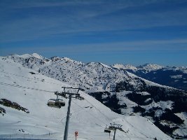 Hier müsste man doch irgendwo das Skigebiet Kaltenbach liegen, kann das jemand bestätigen?