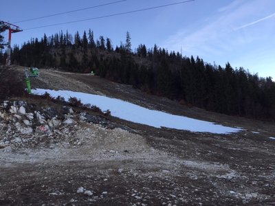 Erster Schnee nähe Talstation Gsoll