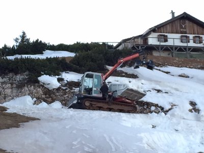 Baggerarbeiten und Abtransport zu ...