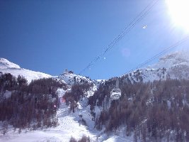 Blick von Fornet aus auf die Piste &amp;quot;forêt&amp;quot;. 80PB Fornet