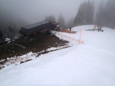 Talstation Walde neben Schneedepot