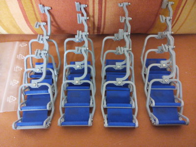 2er Sesselproduktion mit blauer Icolan Sitzbank/Lehne