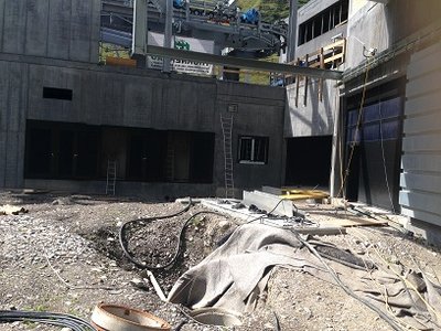 Zugang über Übungshang Niveau