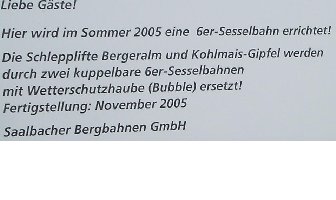 Ist nicht die ganze Tafel, nur der Teil in Deutsch, das gleiche steht darunter nochmal in Englisch und links der Texte ist der Clown mit der dem Logo und einem 6er zu sehen