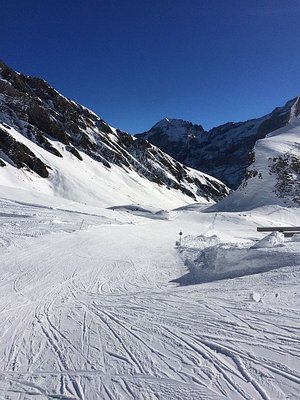 Hintenrum Abfahrt, aber auch etwas flach...