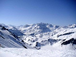 Blick vom Saloberkopf in Gebiete von Lech, Zürs und Stuben