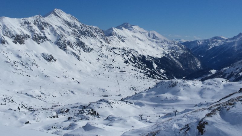 Blick aufs Skigebiet von der Seekarspitzabfahrt
