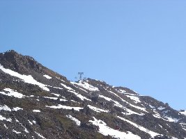 am Sonnenhangen wenig Schnee, wie hier am Gratbahn