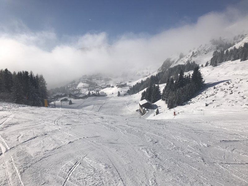 Auch am Golmenegglift wurde im oberen Teil beschneit. Somit sollte dieses Jahr bei Wind ein Rücktransport Richtung Bettmeralp gewährleistet sein.