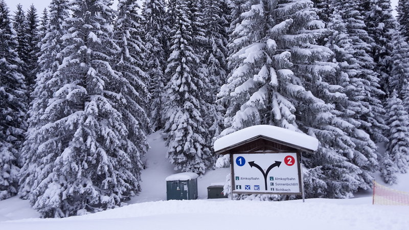 Abzweig zur Roten - leider noch gesperrt.
