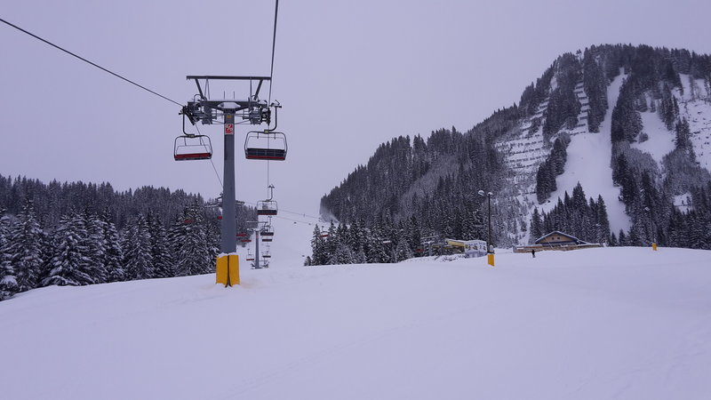 In der Sunnalmbahn rauf zum Almkopf