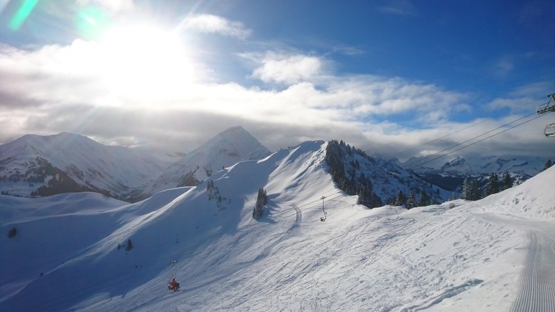 Na also, geht doch :D . Wird auf den haubenlosen Sesseln endlich ein wenig angenehmer