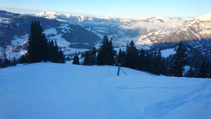 Schwarze Ostgrat-Variante am Rinderberg offen. Geilo. Richtig schön griffig