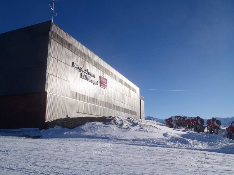 Bergstation verkleidet
