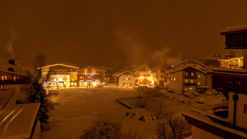 Mittwoch Abend, Blick vom Balkon