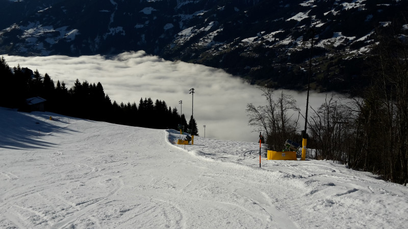Oberer Teil der Talabfahrt. Aber noch nicht gänzlich ramponiert, daher eigentlich ganz gut zu fahren