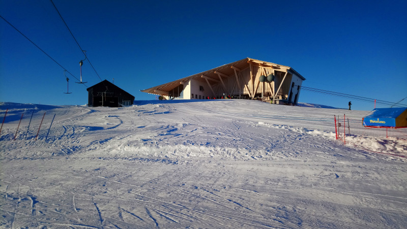 Neue Bergstation. Das Ende des SL wirkt irgendwie deplatziert