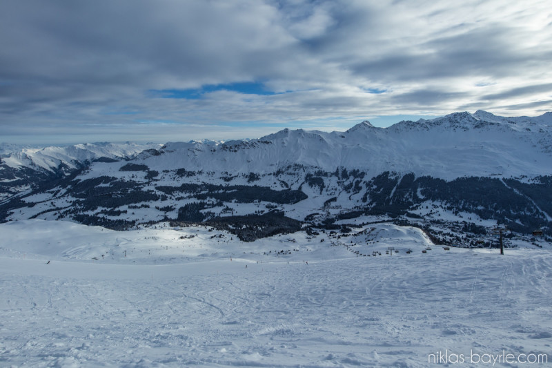 Zunächst fahren wir mehrere Varianten am Stätzerhorn, die allesamt genial sind.