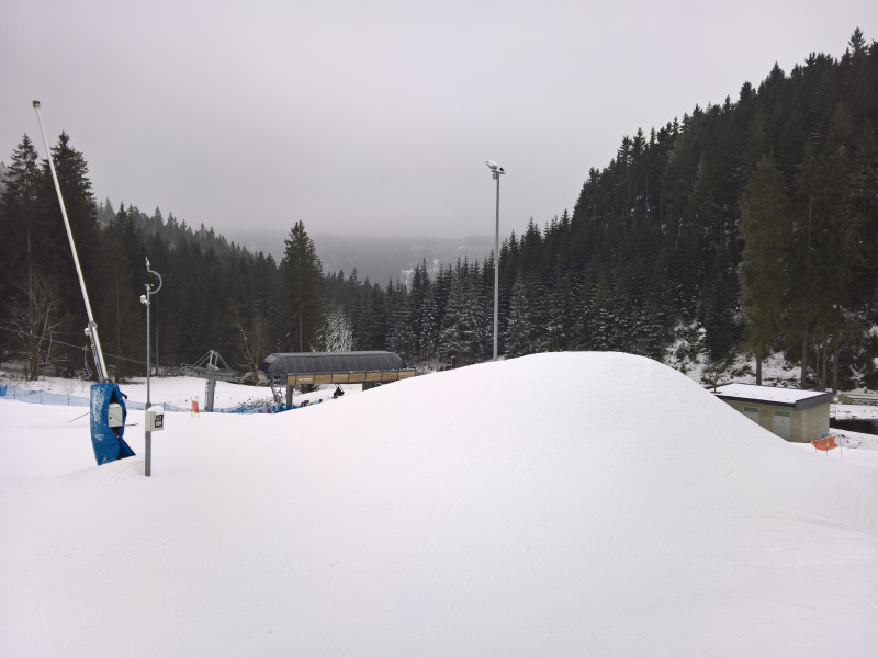 Depot an Modes Grund