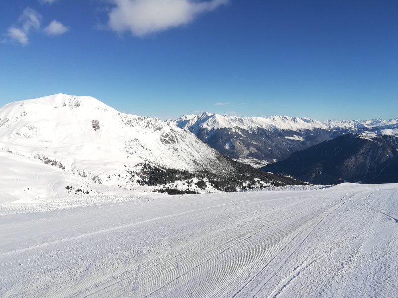 Einmal mehr präsentiert sich das Wetter von seiner schönsten Seite. Die Pistenpräparation liess die ganze Woche nichts zu wünschen übrig.