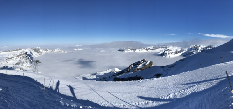 Um auf den Titlis zu gelangen, musste man 2-3 Gondeln warten, sonst aber gab es nie nennenswerte Wartezeiten.