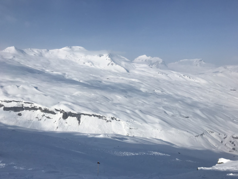 Pulver um 16 Uhr wie am frühen Morgen. Vielleicht muss ich Laax im Präparierungstopic doch wieder in die Top10 heben.