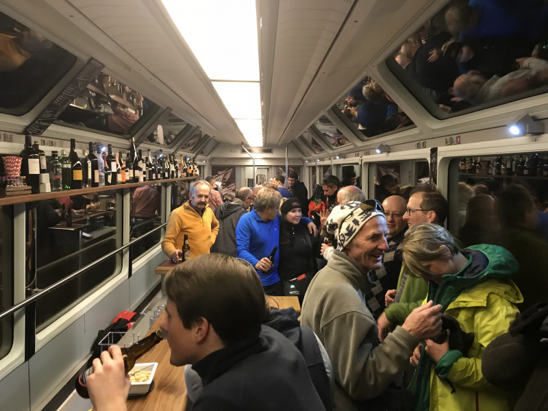 So viel los war im Aprèsski-Wagen noch nie, die Stimmung super. Einfach eine tolle Sache!