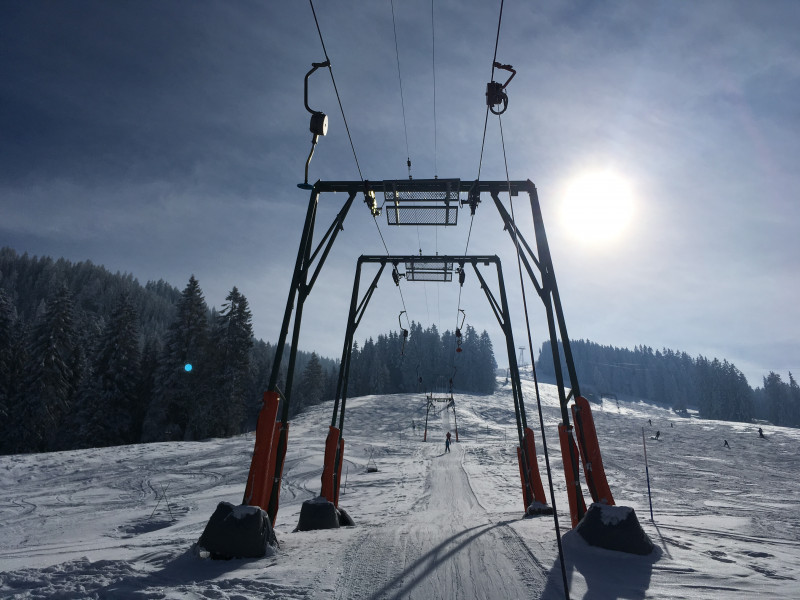 Die Verbindungspiste endet beim Skilift Eggweid.