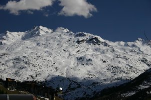 ... mit Zoom zu den Boismint Pisten und Caron, und das war es für heuer. Es folgt nun eine anstrengende 12 - Stunden - Fahrt nach Maribor, wo wor um 6 angekommen sind. Aber das ist schon OT!