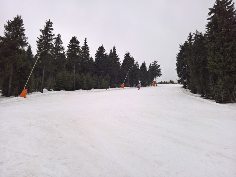 Himmelsleiterpiste 9, oberes Drittel bergwärts