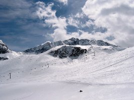 Blick hinüber zur 6KSB Fernau II und dem Pfaffengrat