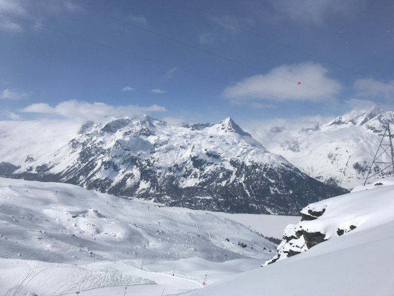 Das Wetter der Alpennordseite ist gut zu erkennen