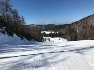 immer noch auf der Kastelberg Piste, Blick Richtung HUB Lac de Lande