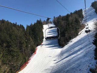 in der 4 KSB Grand Artimont mit Blick auf die rote Gaby Curlen
