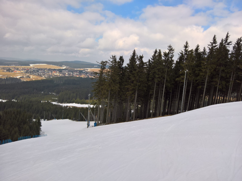 Beginn der Piste 4 "Aida" mit buckelfreiem Steilstück