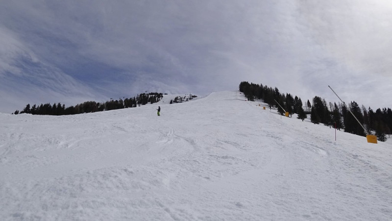 Gipfelabfahrt, hat jetzt irgendeinen depperten Namen, den man sich nicht zu merken braucht.