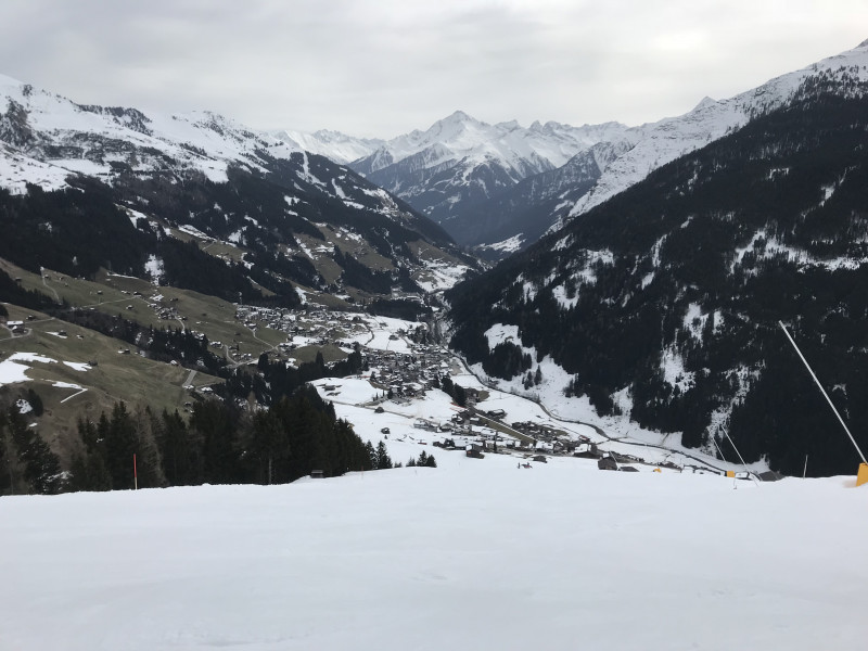 Die Talabfahrt nach Vorderlanersbach war schon um 10.30 Uhr seeeehr weich.