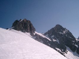 Berge oberhalb vom Mattunjoch