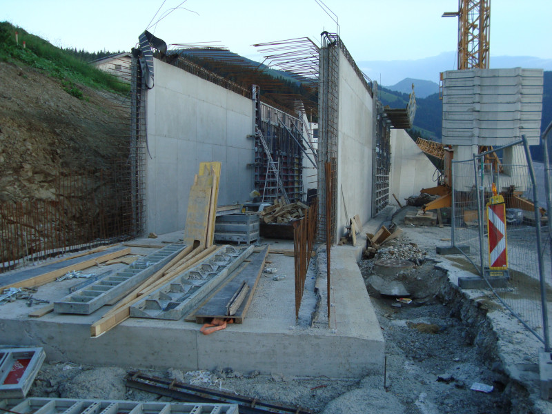 Obere Straßenüberführung