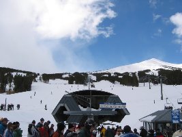 Die Hauptanlage am Peak 8, die 4KSB Colorado. Tolle Abfahrten, leider eigentlich immer überlastet