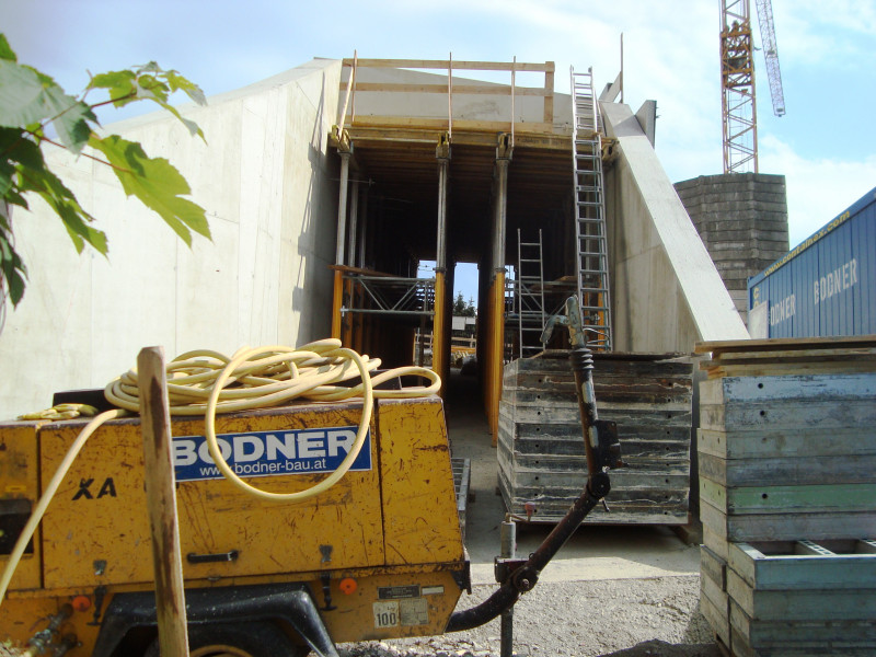 Straßentunnel Piste Mitte