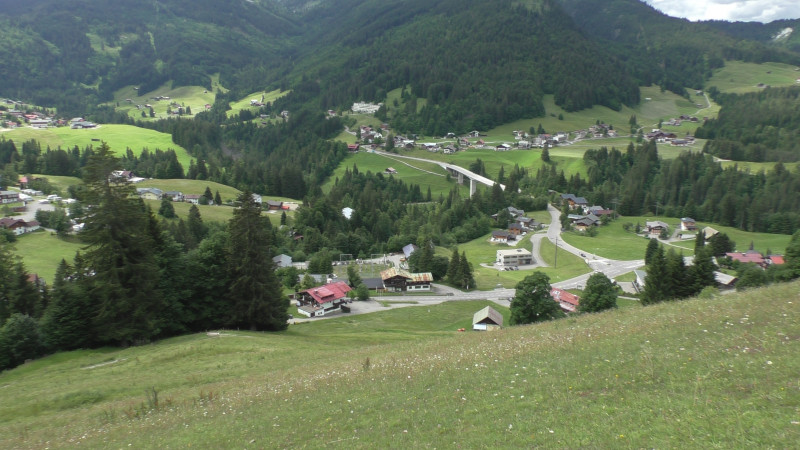 Sehr steile Abfahrt Westegg1