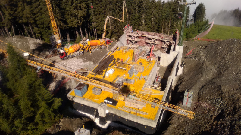 Baustelle Talstation Neuer Mittelstationlift