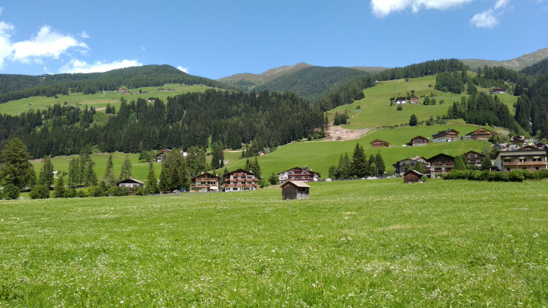 Baustelle am Kristlerhang in Sexten