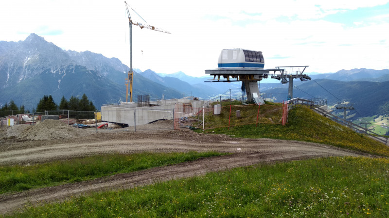 Baustelle Bergstation  Neuer Mittelstationlift